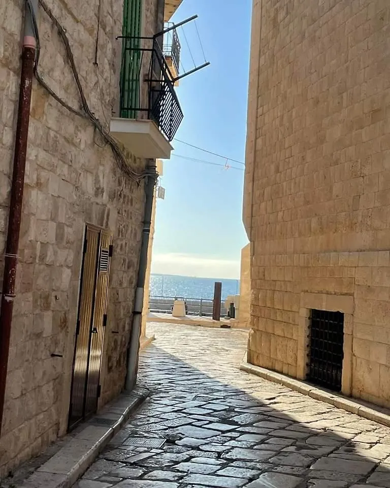 Unique White Stone Studio Giovinazzo Apartment