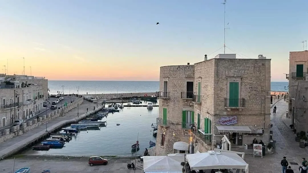 Unique White Stone Studio Giovinazzo 0*,  Italien