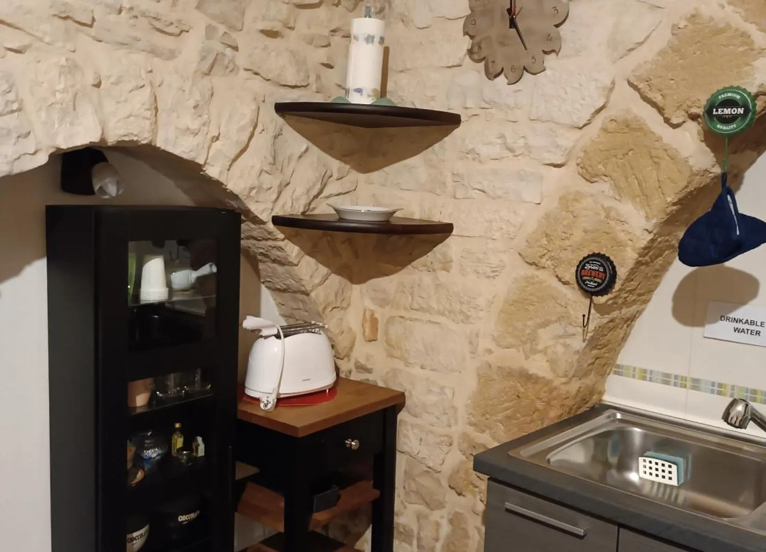 Unique White Stone Studio Giovinazzo